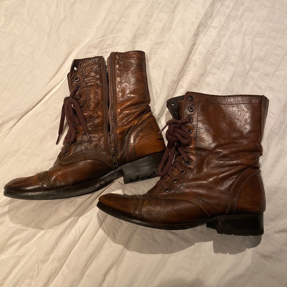Steve Madden Lace-Up Boots - Newly Resoled!!